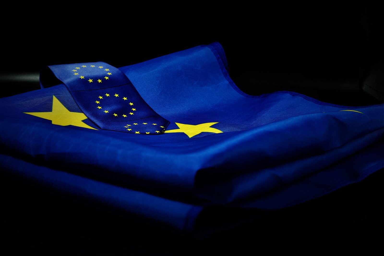 La directive sur le commerce électronique vidée de sa substance par un arrêt anti-européen du Conseil d’État